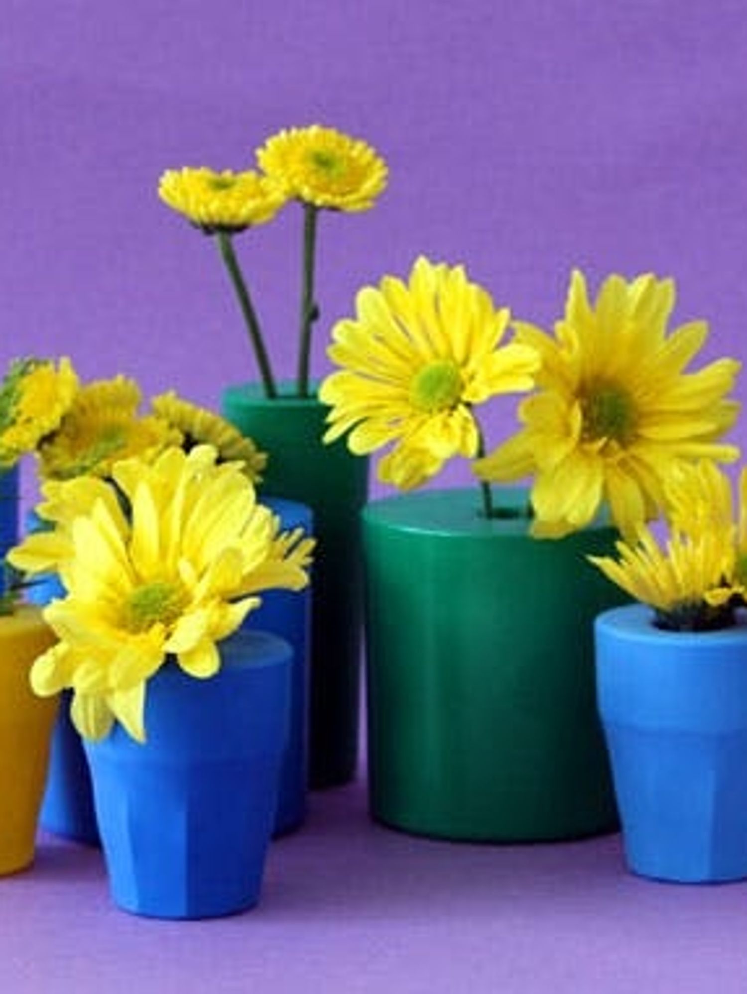 DIY Basics Balloon Bud Vases Brit + Co