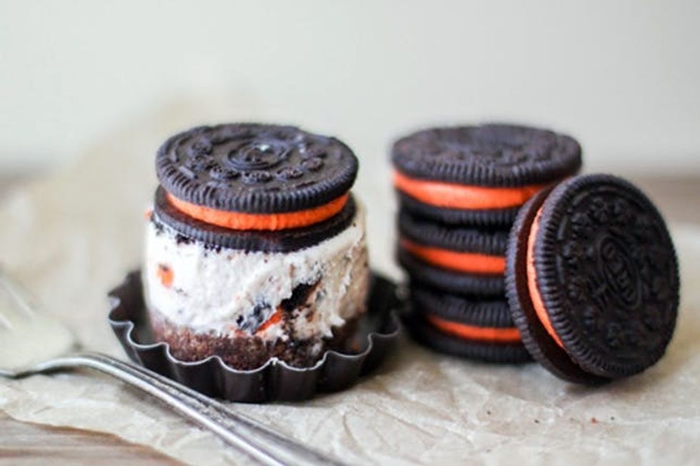 13 Outrageous Oreo Recipes Halloween Edition Brit Co
