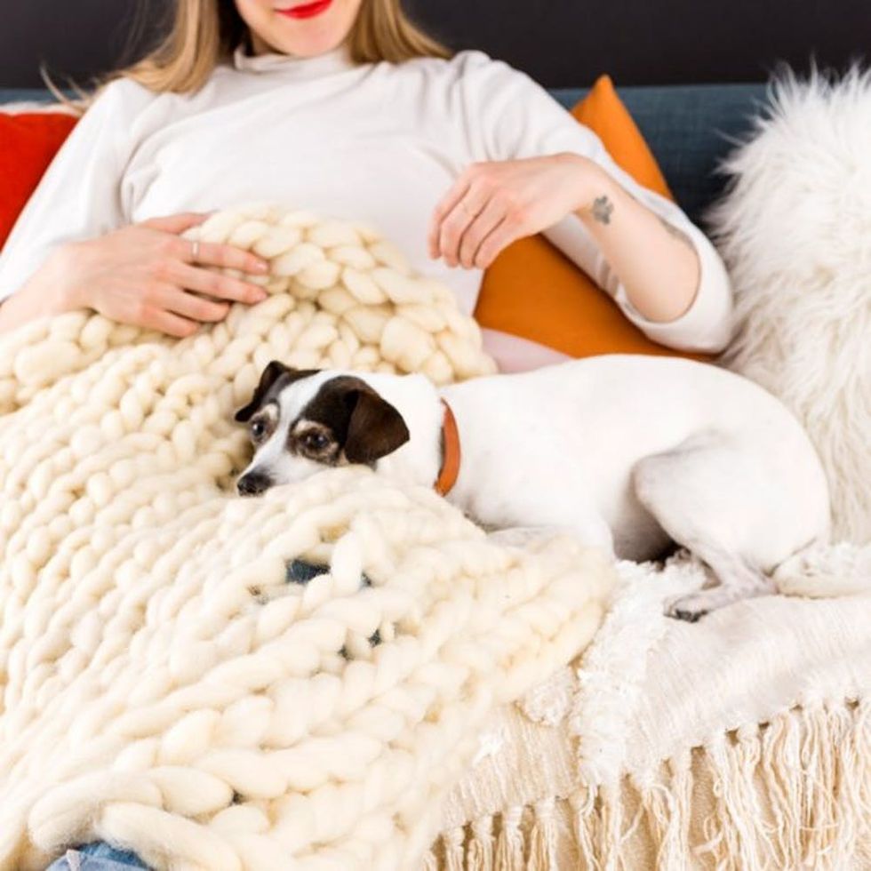 Hand Knit the Coziest Hygge Blanket EVER, With Zero Knitting Experience