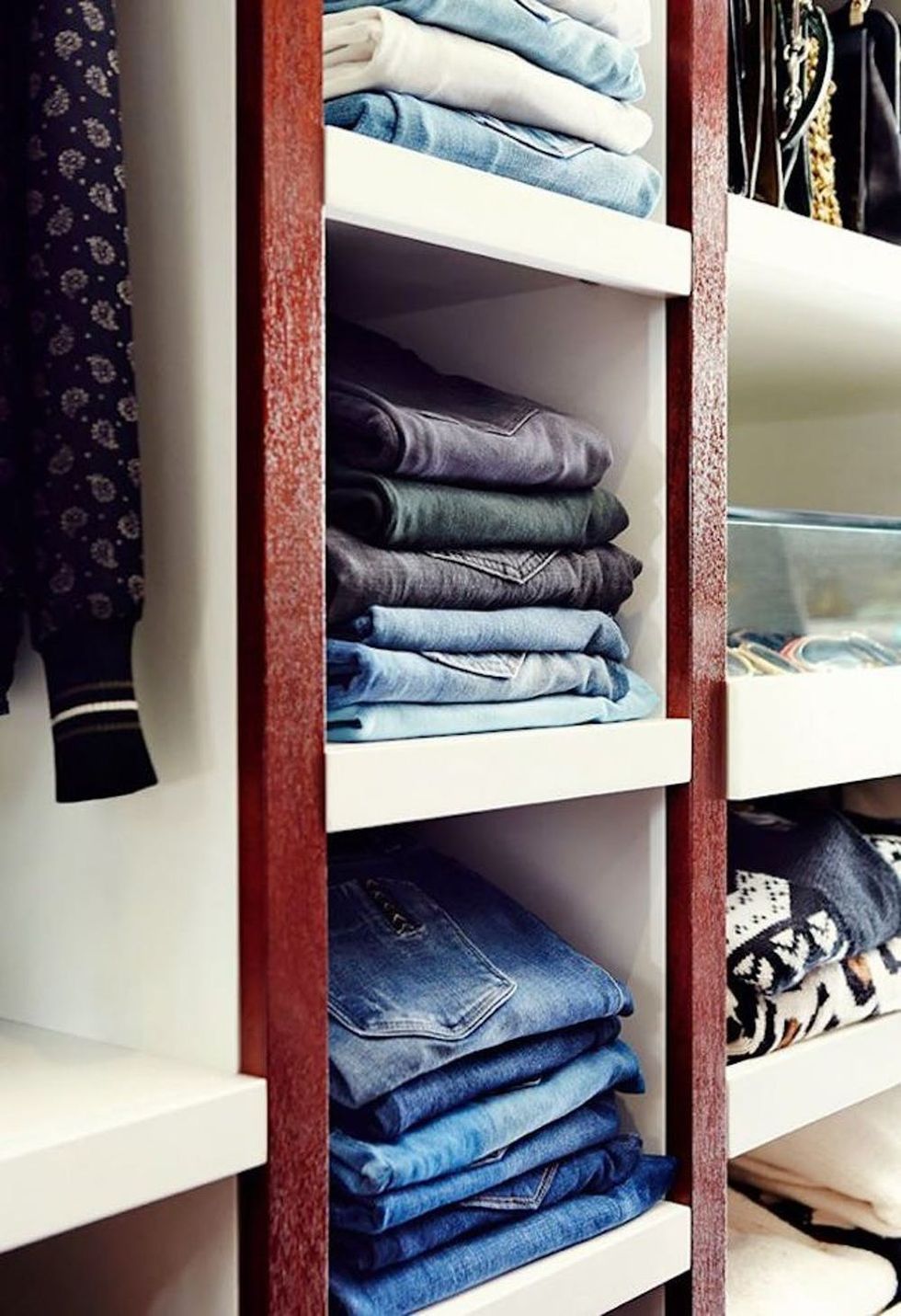 11 Tips for Organizing Fall Clothes When You’re Short on Closet Space