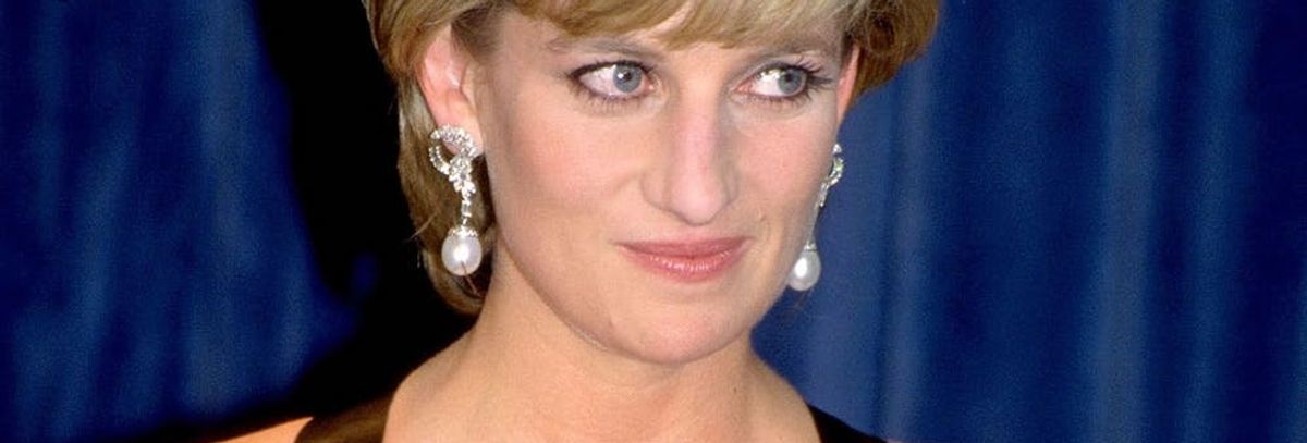 Here’s Why Princess Diana Stopped Wearing Blue Eyeliner - Brit + Co