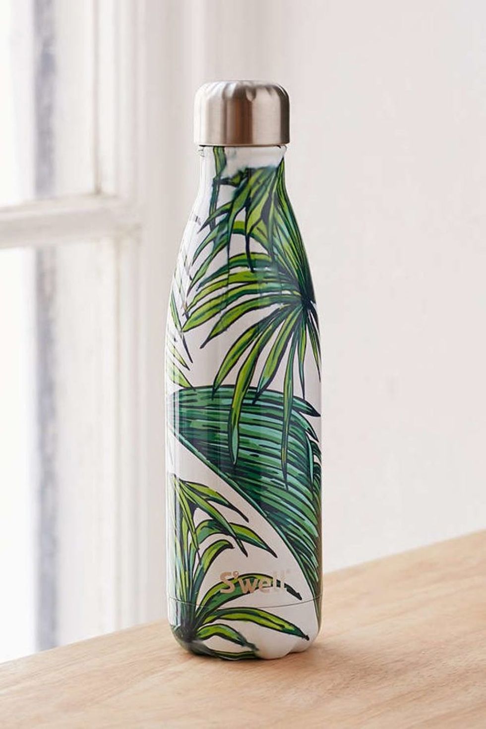 The 10 Best Water Bottles to Take With You to the Beach Brit + Co