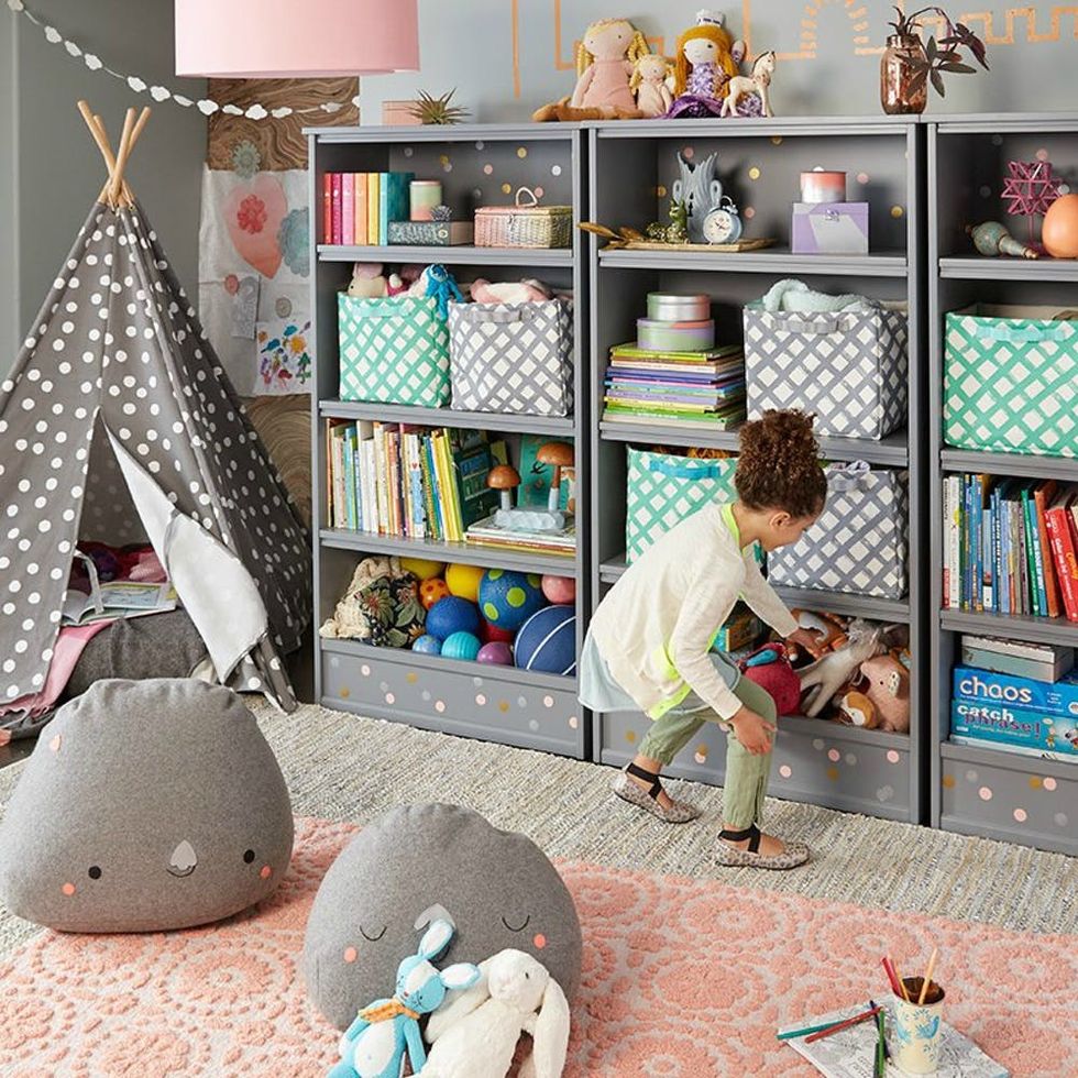 26 Cool And Colorful Ways To Organize Your Kids Room Brit Co