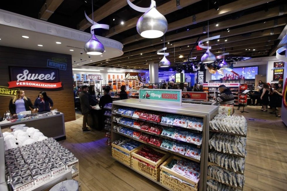 I Went to the Hershey’s Chocolate World Times Square Grand Opening