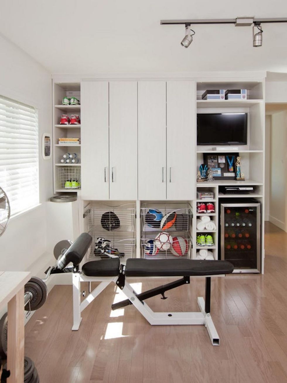 19 SmallSpace Home Gym Hacks You Need to Keep Those Resolutions Going