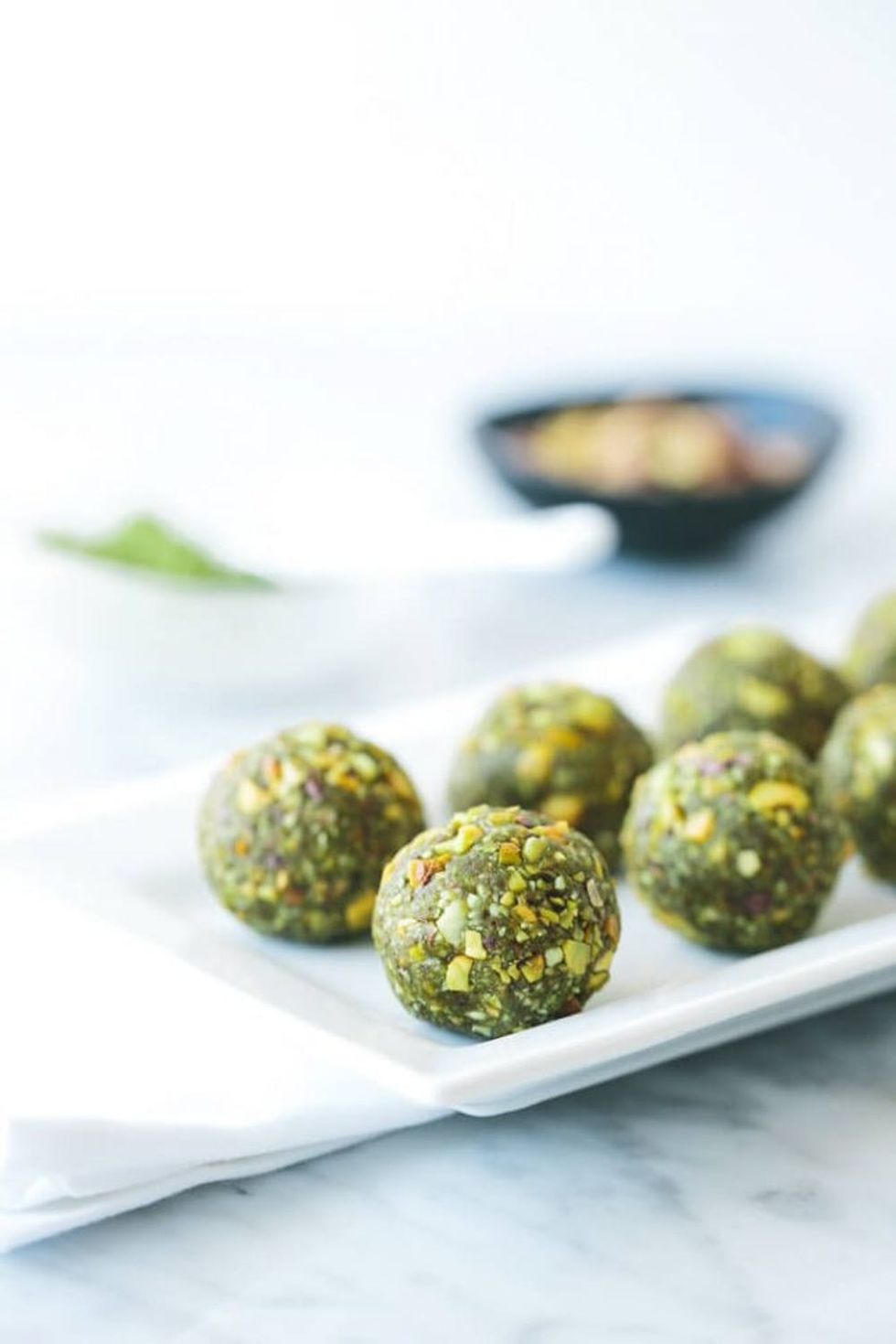matcha-pistachio-bliss-balls-3