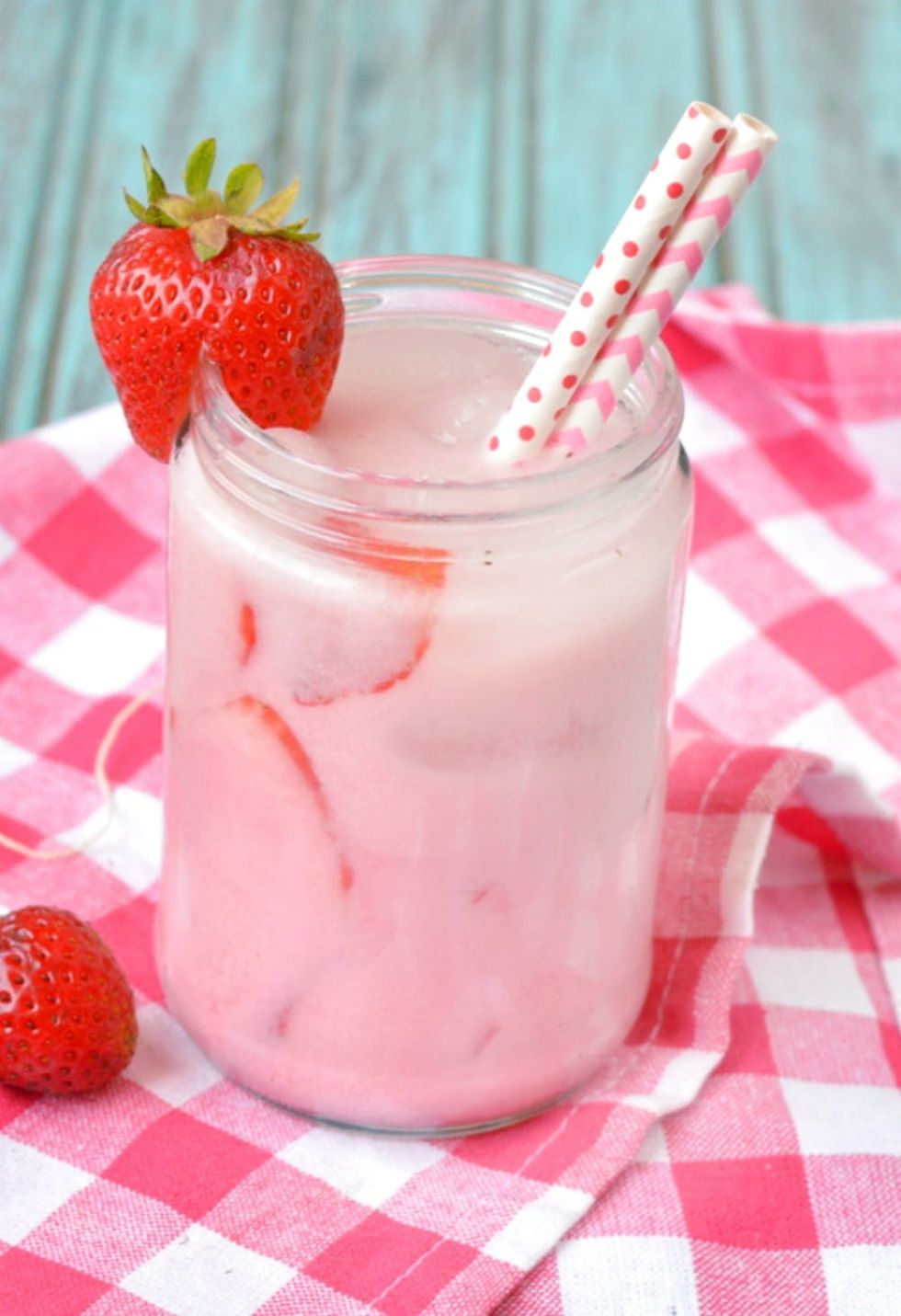 11 DIY *Pink Drinks* — for When You Can’t Get Your Fave Starbucks Fix