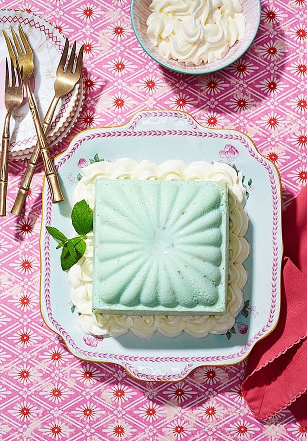 20 Dessert Salad Recipes That Are So Retro They’re Cool Again Brit + Co