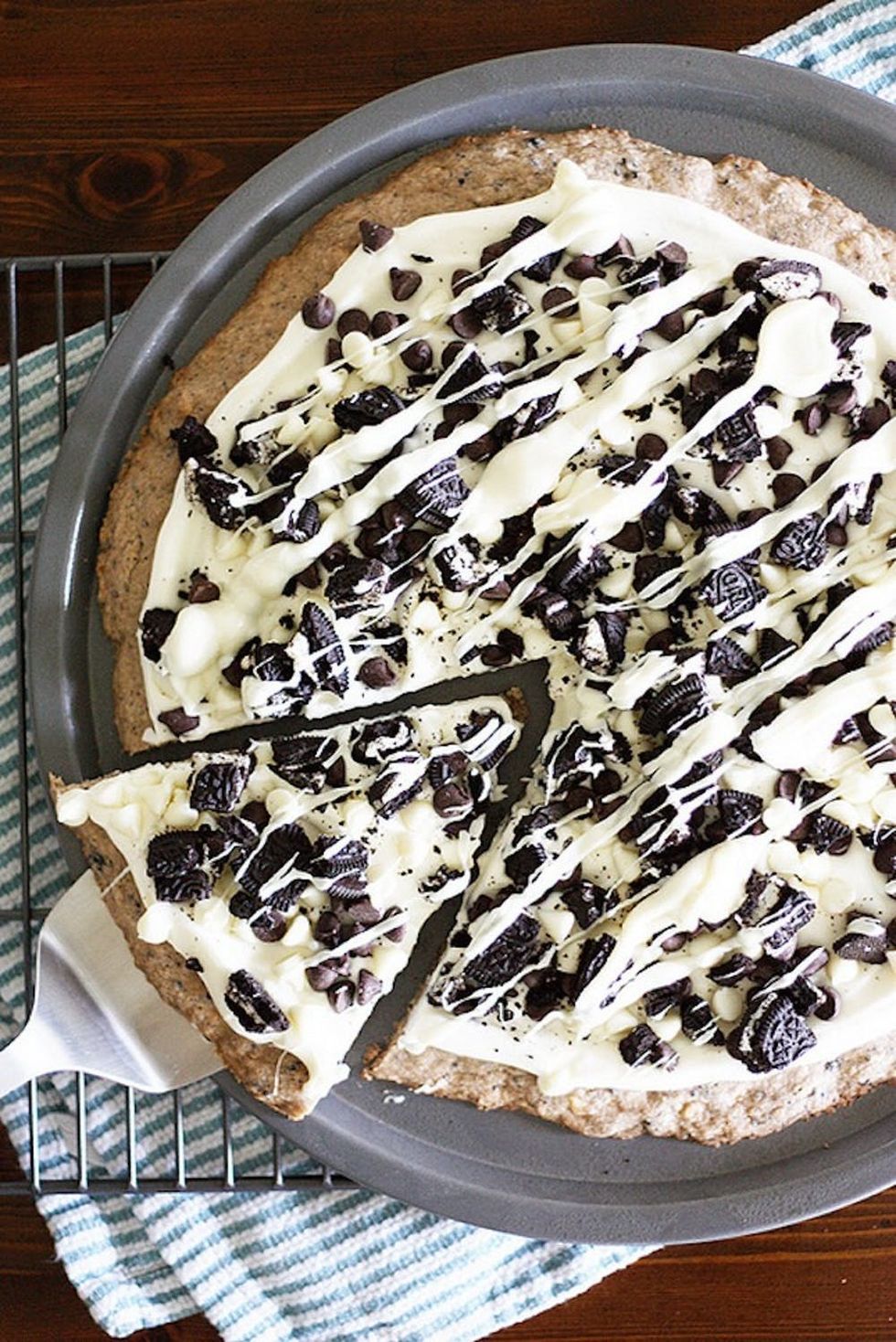 16 Dessert Pizza Recipes That Are a Little Slice of Heaven Brit + Co