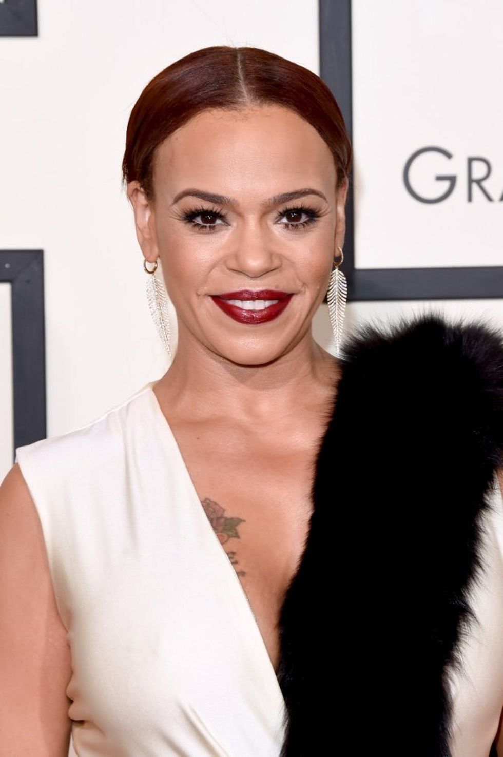 7 Gorgeous Grammy Red Carpet Beauty Looks to Try Today - Brit + Co