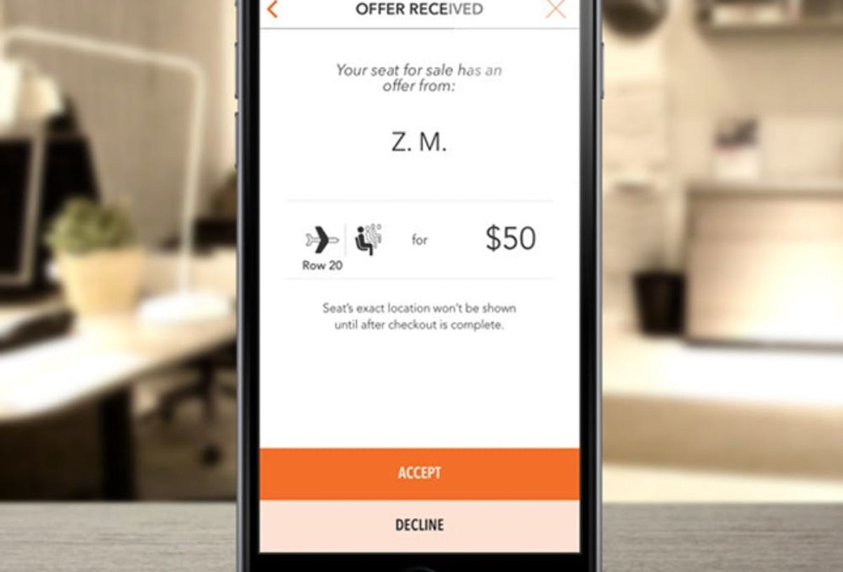 New App Seateroo Lets You Pay to Switch Seats on a Plane Brit + Co
