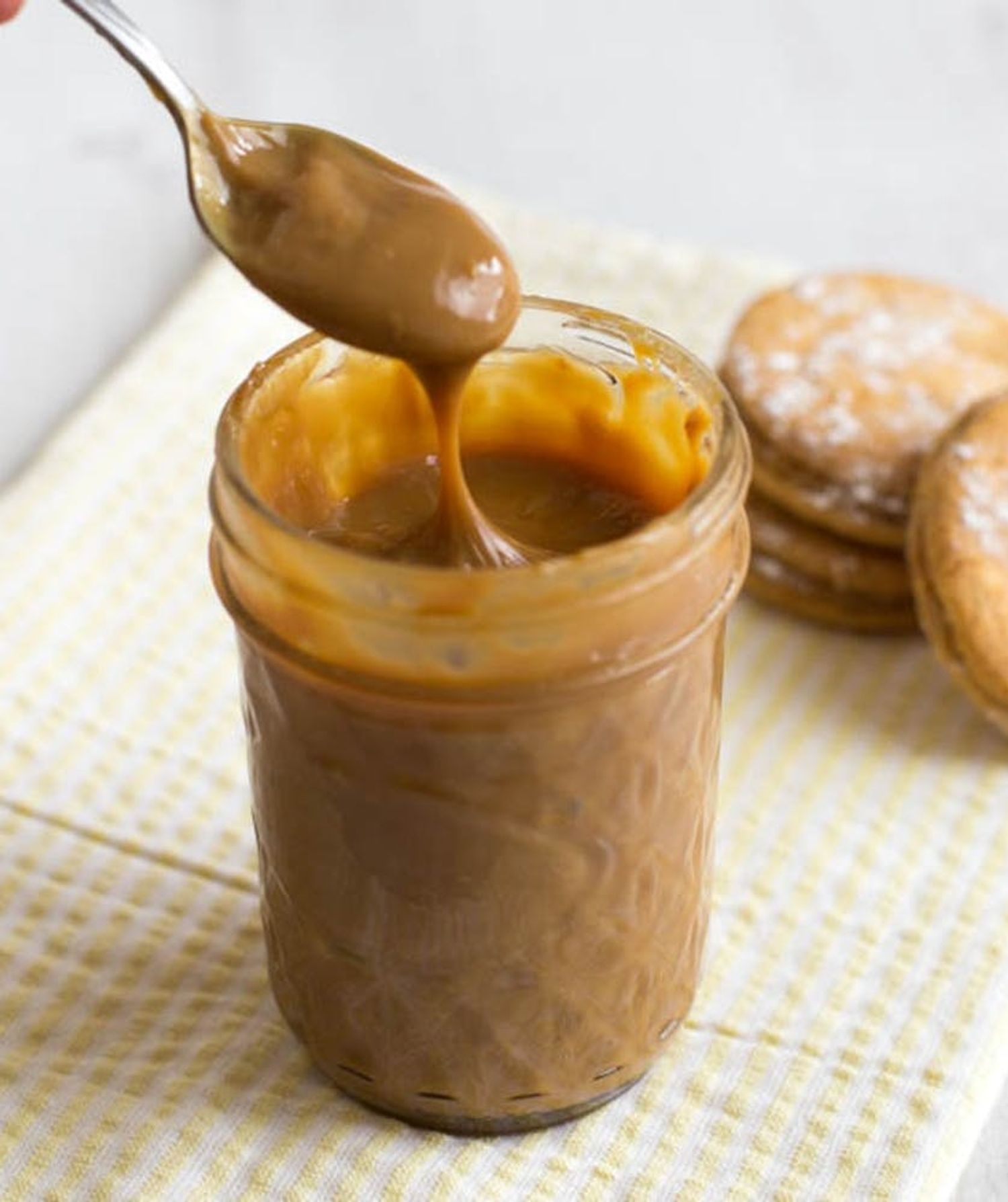 How to Make Crockpot Dulce de Leche Using ONE Ingredient