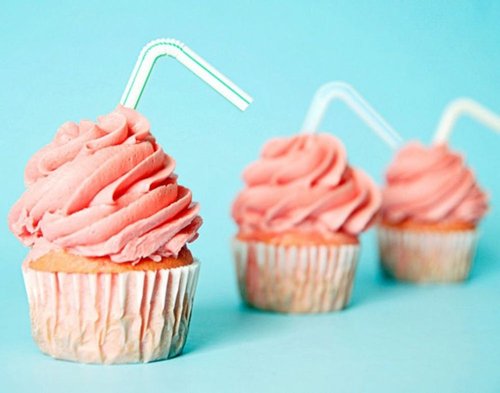17 Cocktail Inspired Cupcake Recipes Brit Co