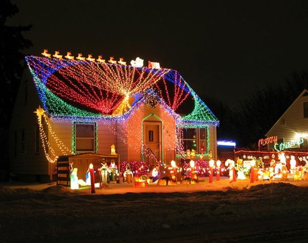 Crazy Christmas Lights 15 Extremely Over The Top Outdoor Displays Brit Co