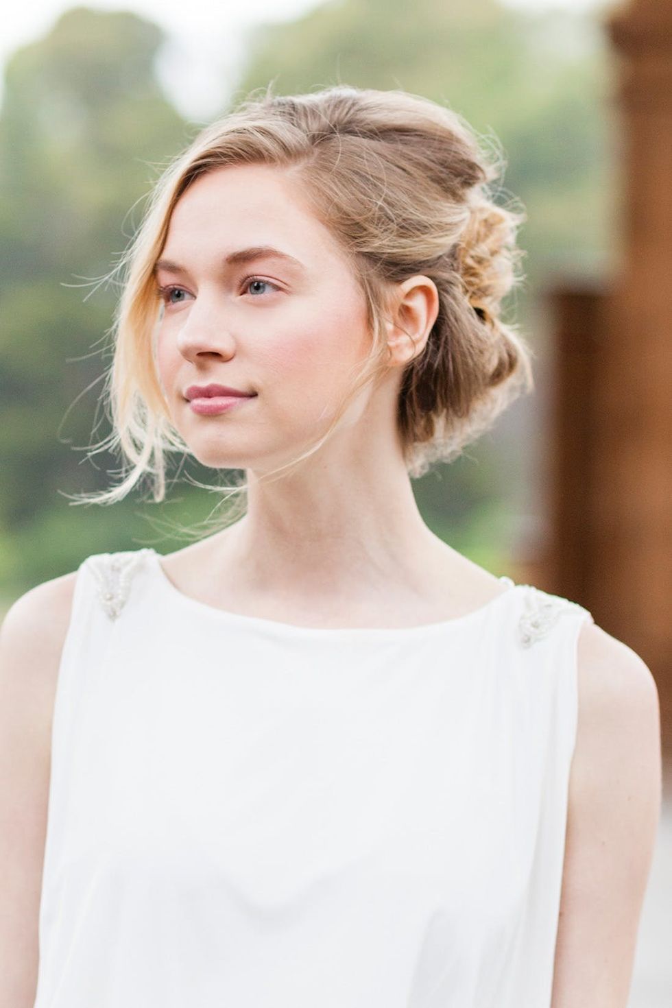 This Natural, Minimalist Makeup Look Is Perfect for Your Wedding Day ...