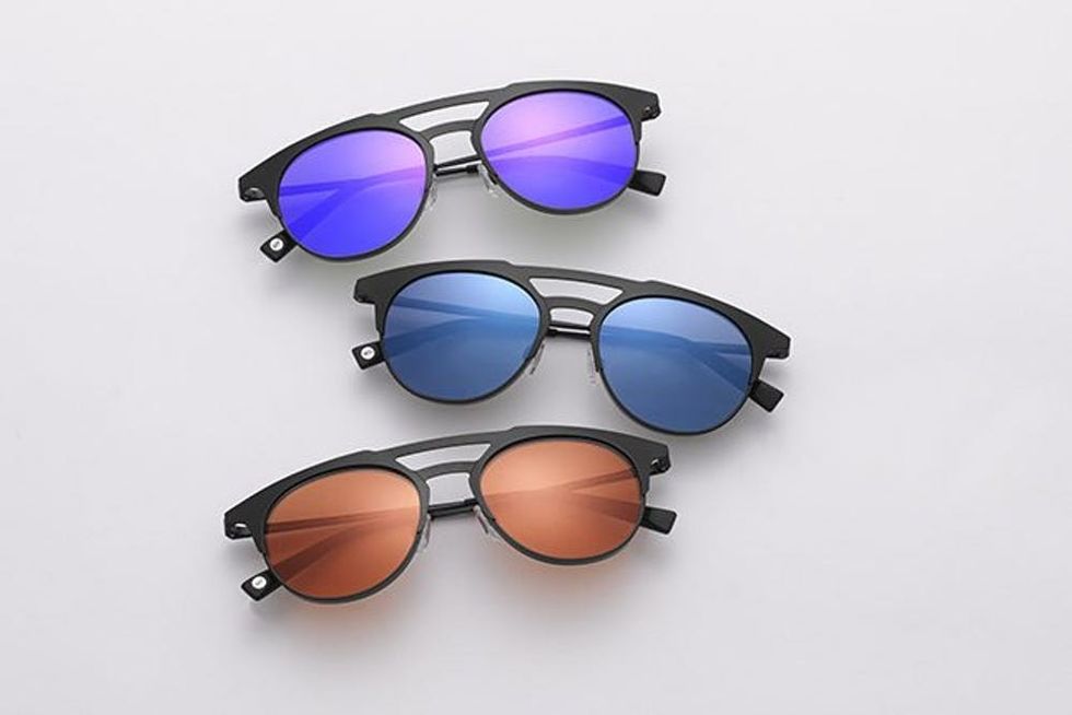 F_12_MetalCapsule_GroupShot_Bennet_GREYBKD