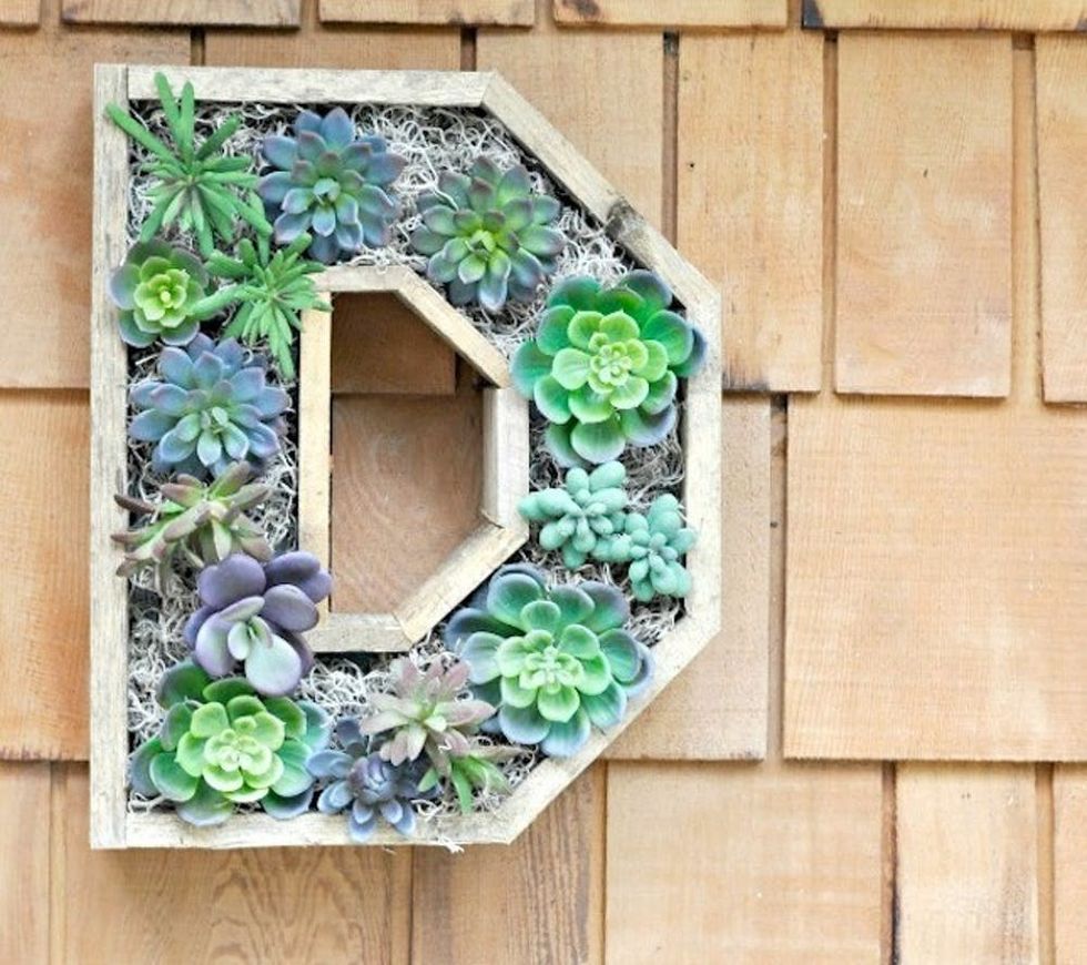 faux-succulent-wreath-hanging-on-front-porch