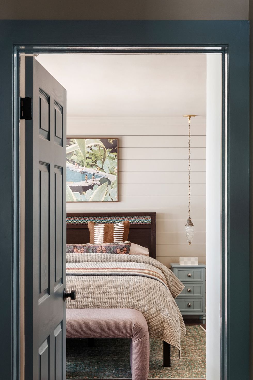 feminine bedroom decor