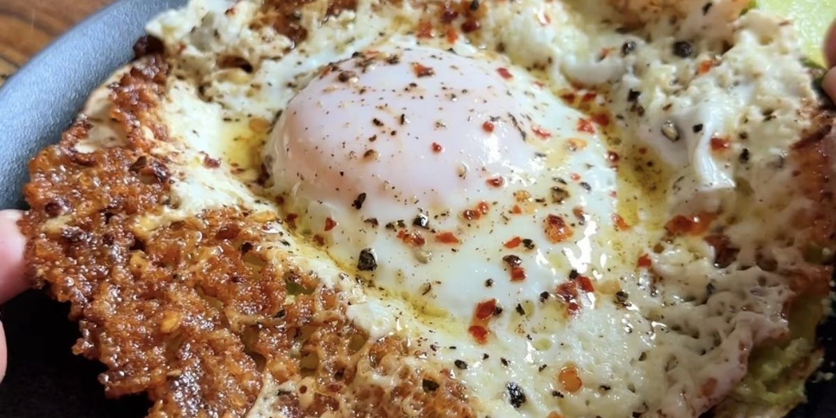 Viral Chilli Oil & Feta Fried Eggs - The Foodie Diaries