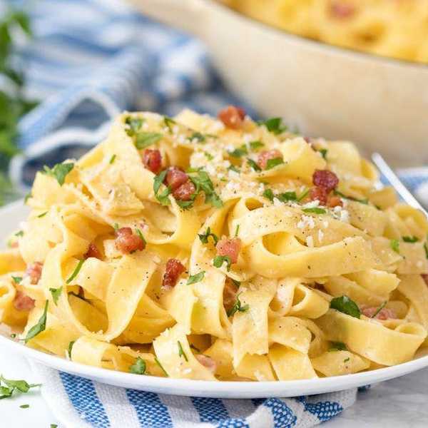 Fettuccine Carbonara