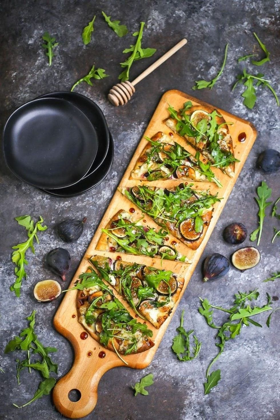 Fig, Arugula, and Blue Cheese Naan
