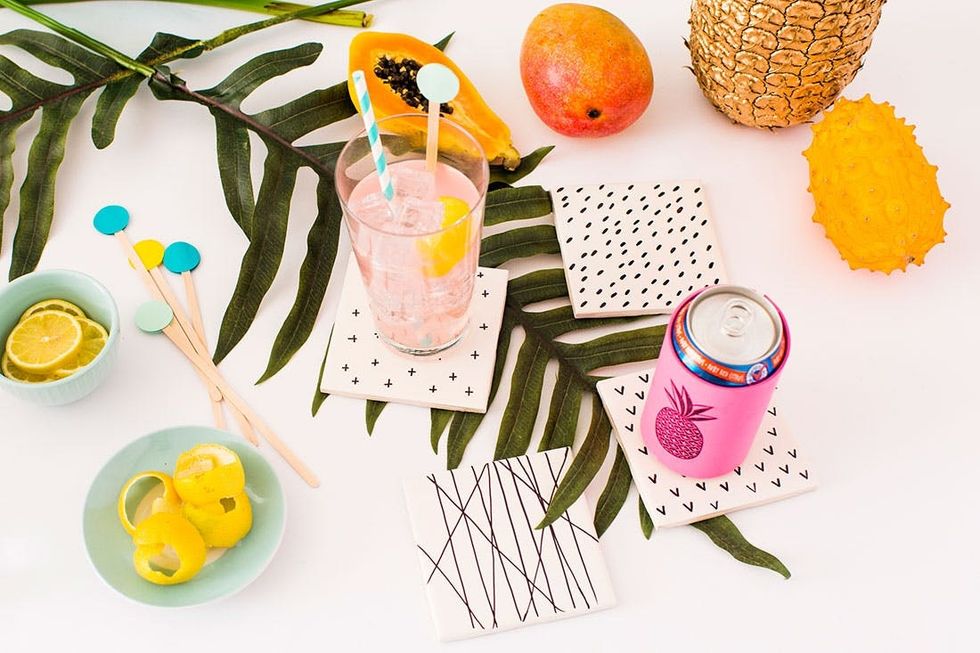 Final-Coasters-in-scene-with-fruit