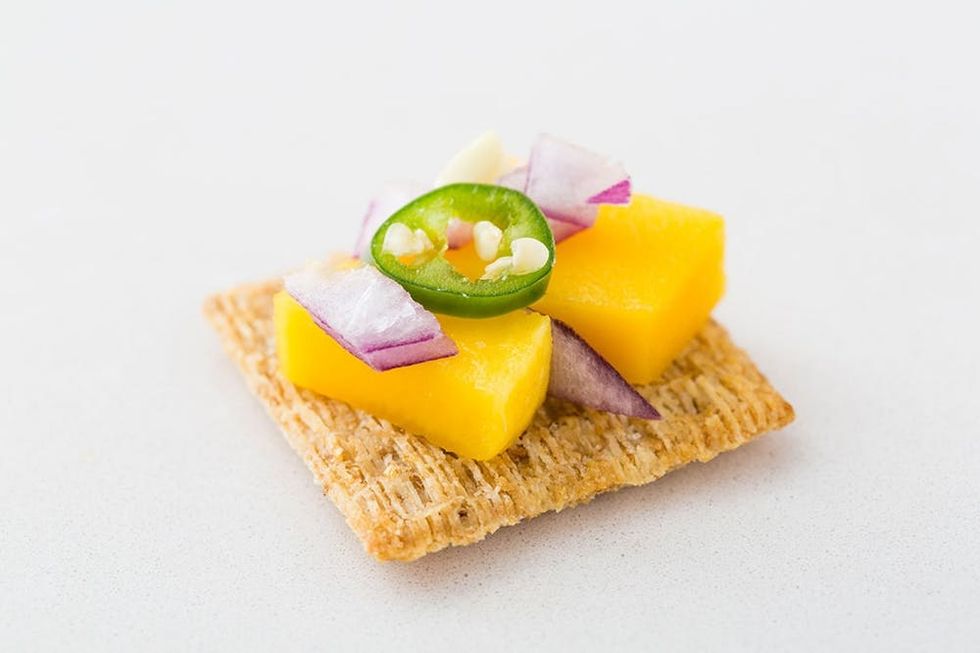 Final-Mango-Triscuit