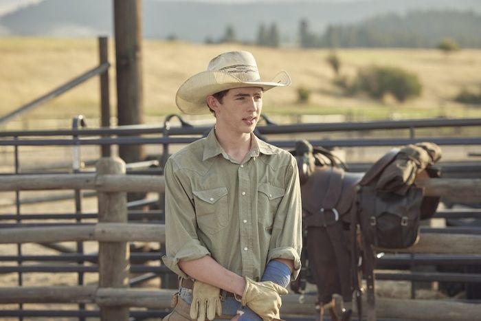 Finn Little as Carter