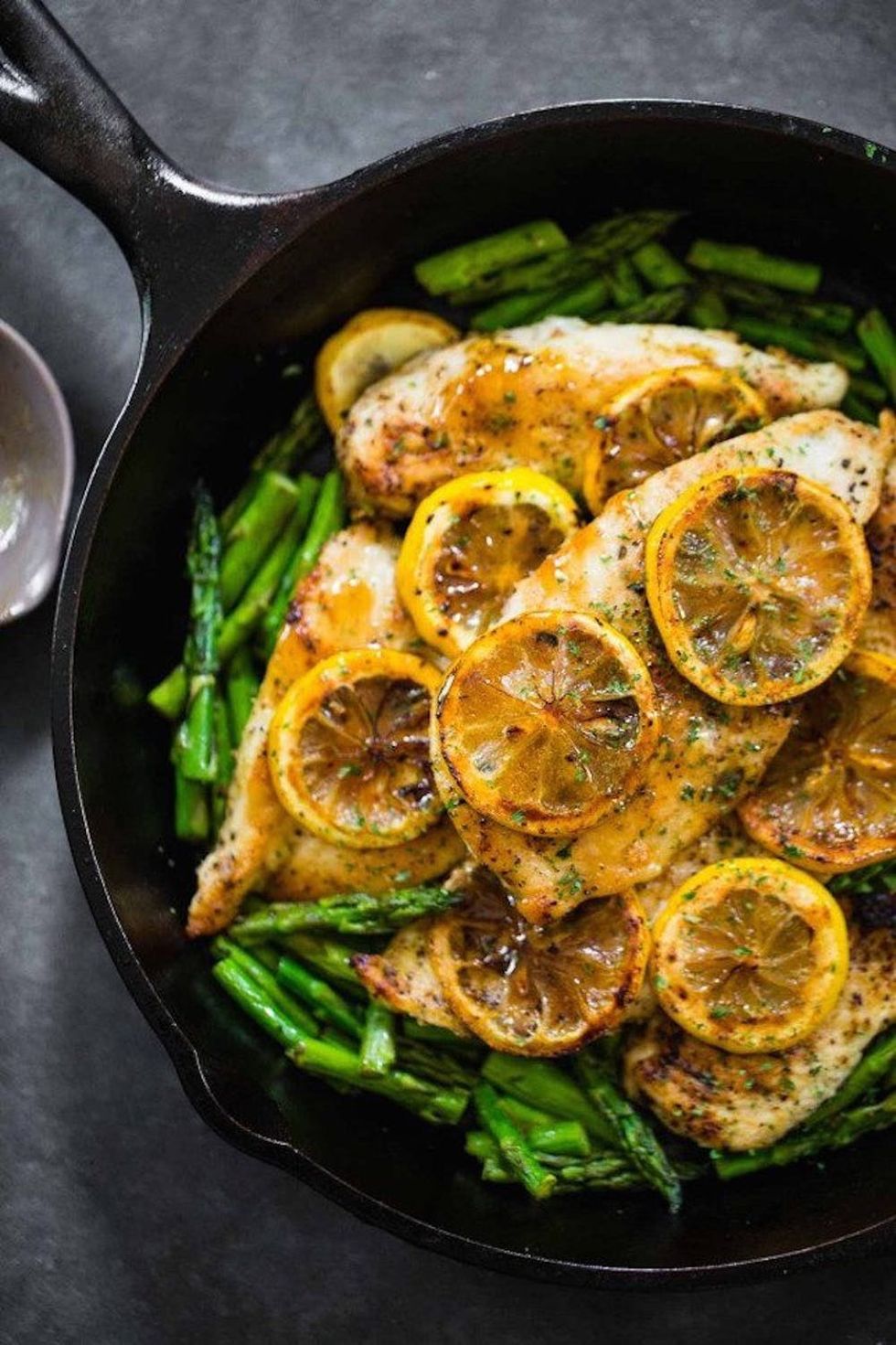 Five-Ingredient Lemon Chicken With Asparagus healthy recipe
