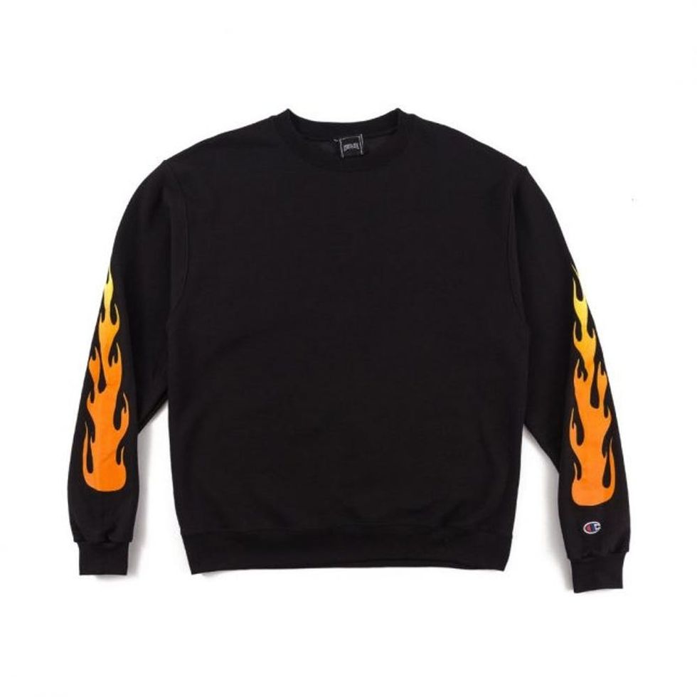 FLAME_CREWNECK_BLACK_3_1024x1024