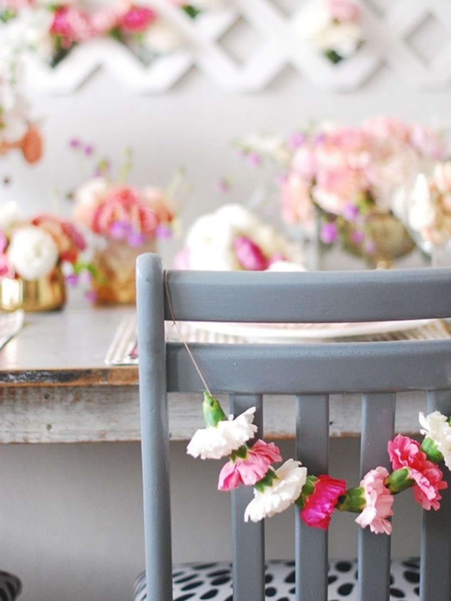 Flower DIYs chair garland