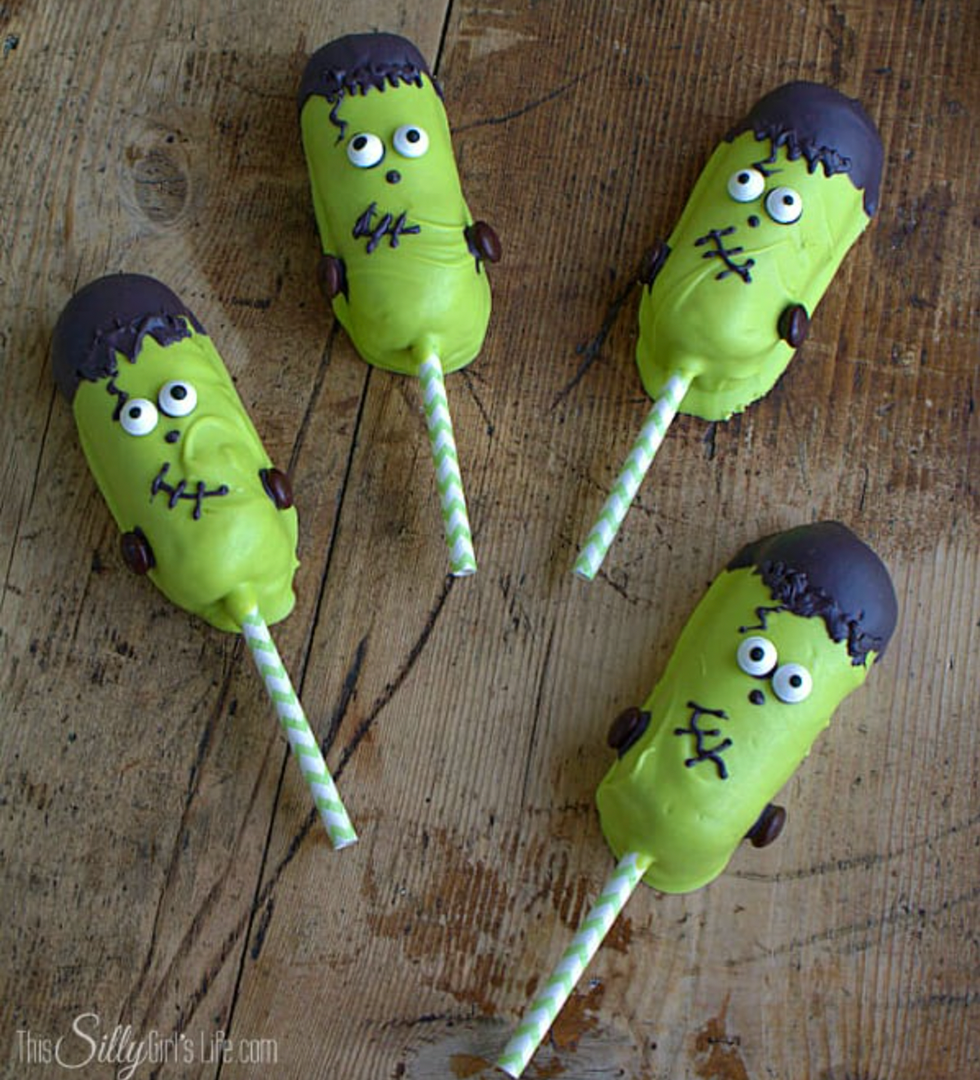 Frankenstein Twinkies Pops