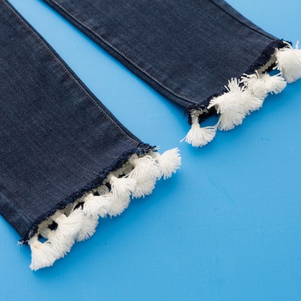 Frayed_Denim_HiRes_067_TasselTrimDone