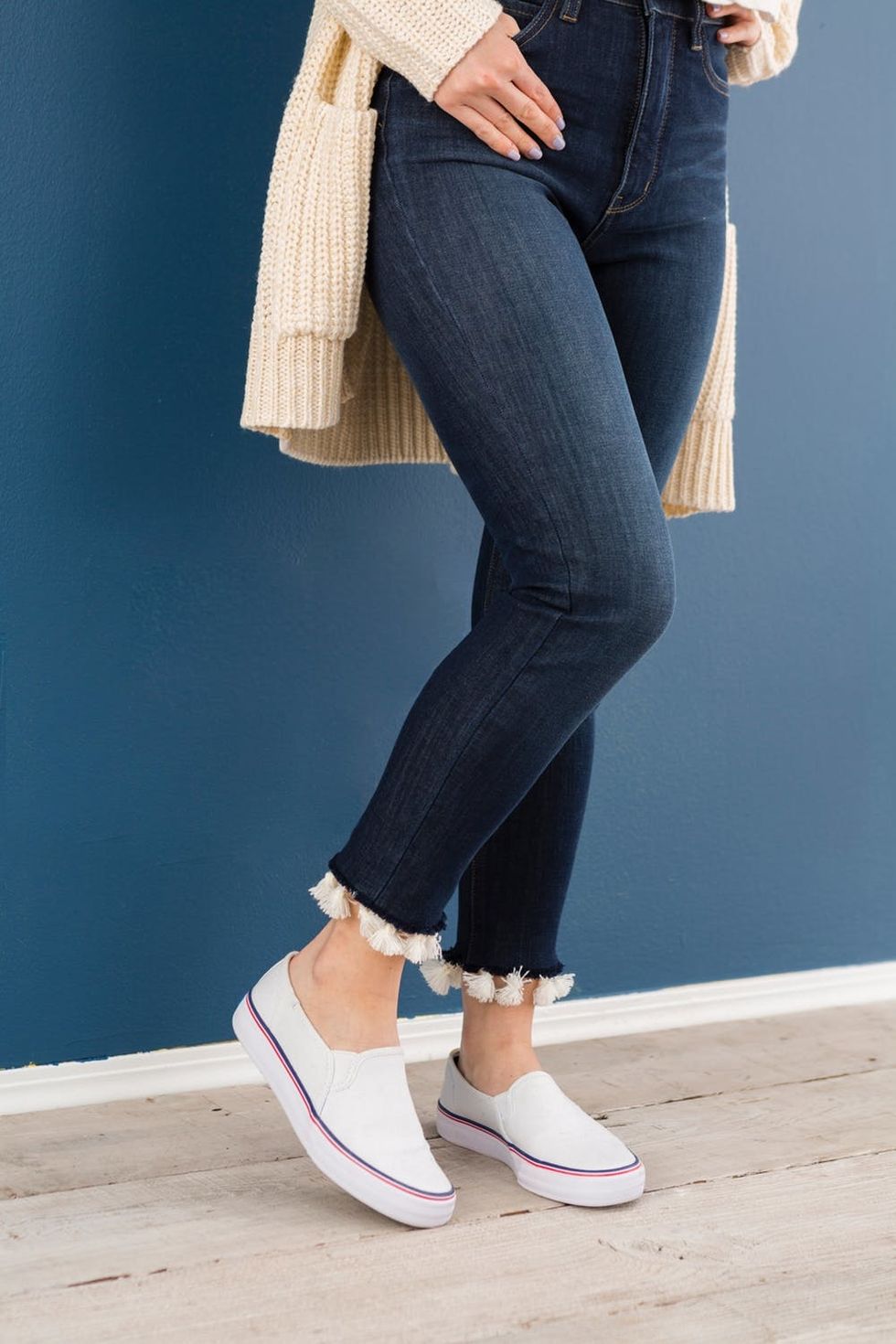 Frayed_Denim_HiRes_082_TasselTrimFinal