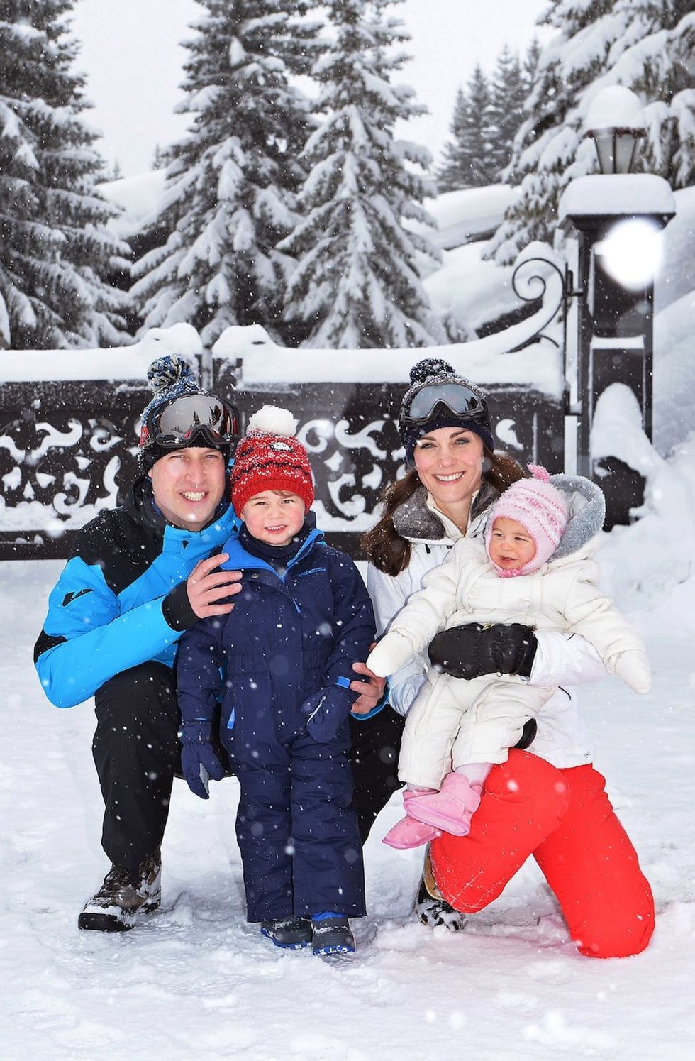 FRENCH ALPS, FRANCE - MARCH 3: (NEWS EDITORIAL USE ONLY. NO COMMERCIAL USE. NO MERCHANDISING) Catherine, Duchess of Cambridge and Prince William, Duke of Cambridge, with their children, Princess Charlotte and Prince George, enjoy a short private skiing break on March 3, 2016 in the French Alps, France. (Photo by John Stillwell - WPA Pool/Getty Images) (TERMS OF RELEASE - News editorial use only - it being acknowledged that news editorial use includes newspapers, newspaper supplements, editorial websites, books, broadcast news media and magazines, but not (by way of example) calendars or posters.)