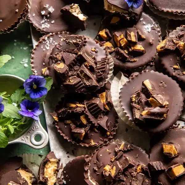 Frozen Chocolate Peanut Butter Yogurt Cups