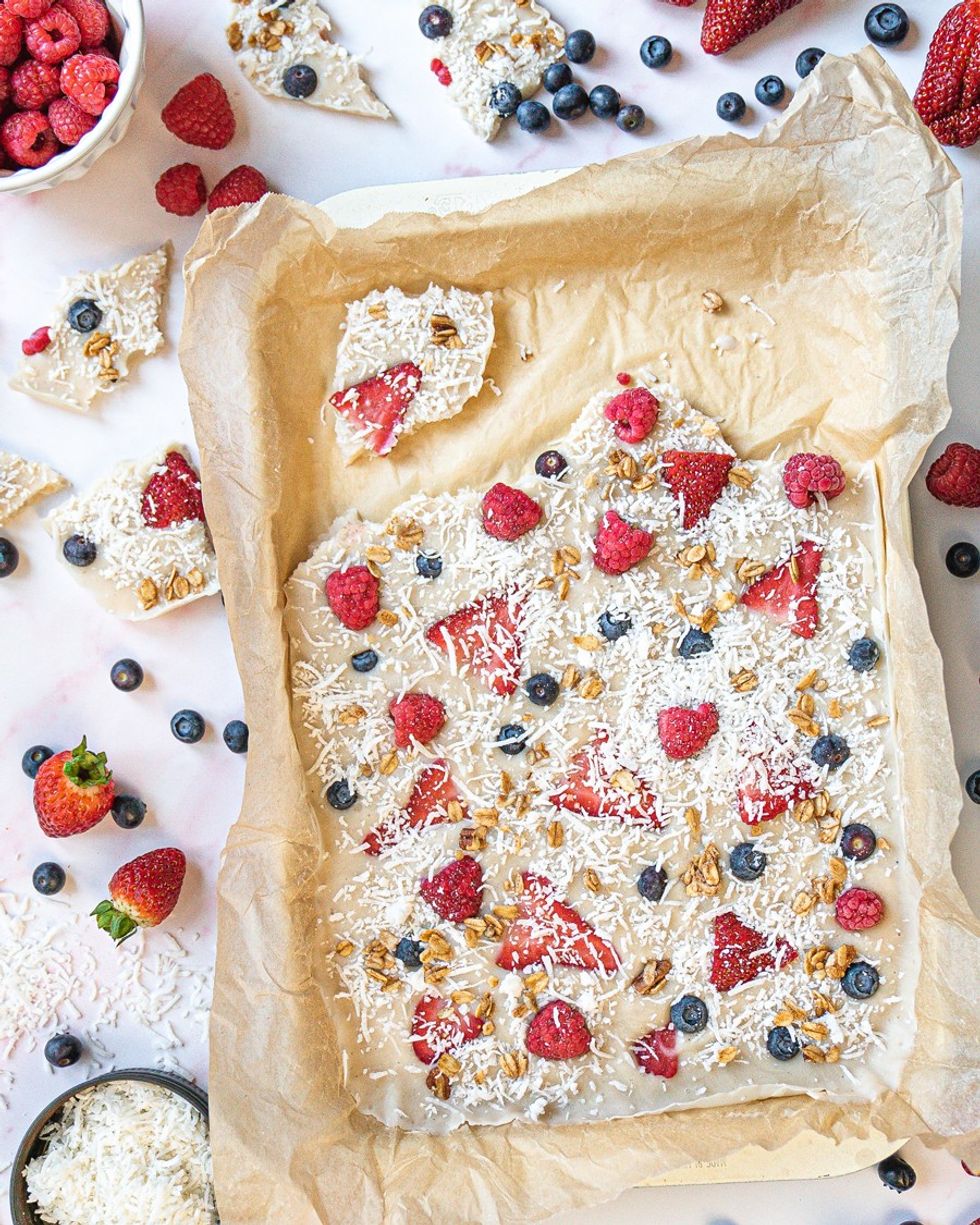 Frozen Vegan Yogurt Bark