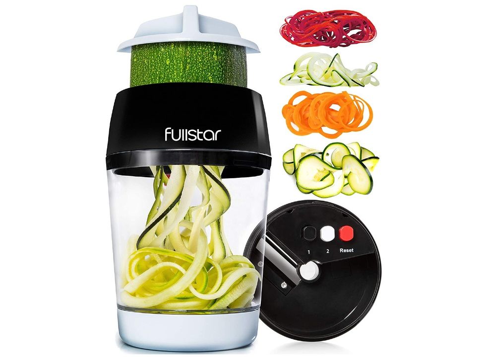 Fullstar vegetable spiralizer and slicer