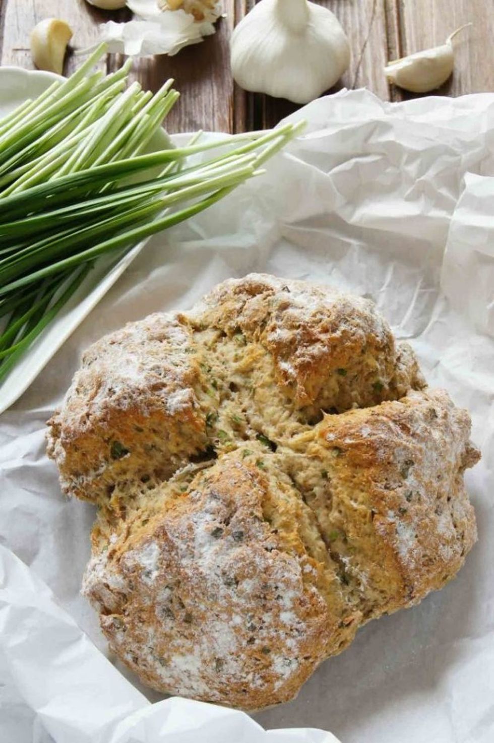 garlic-chive-soda-bread