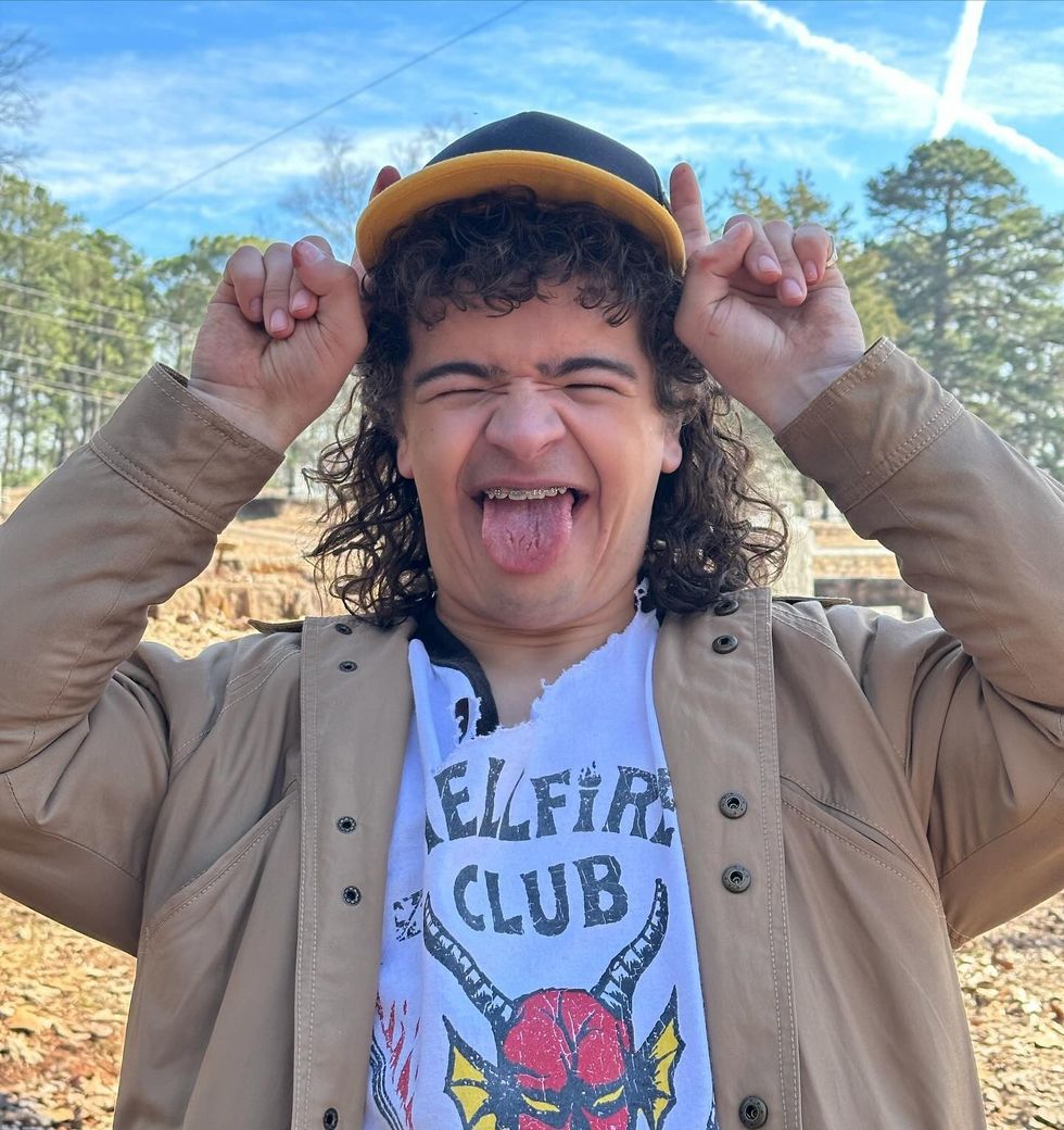 gaten matarrazzo as dustin henderson