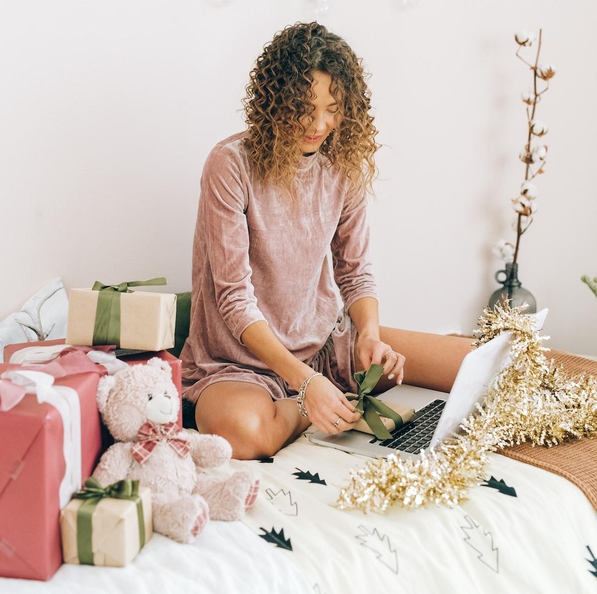 gifts under $25 for the holidays