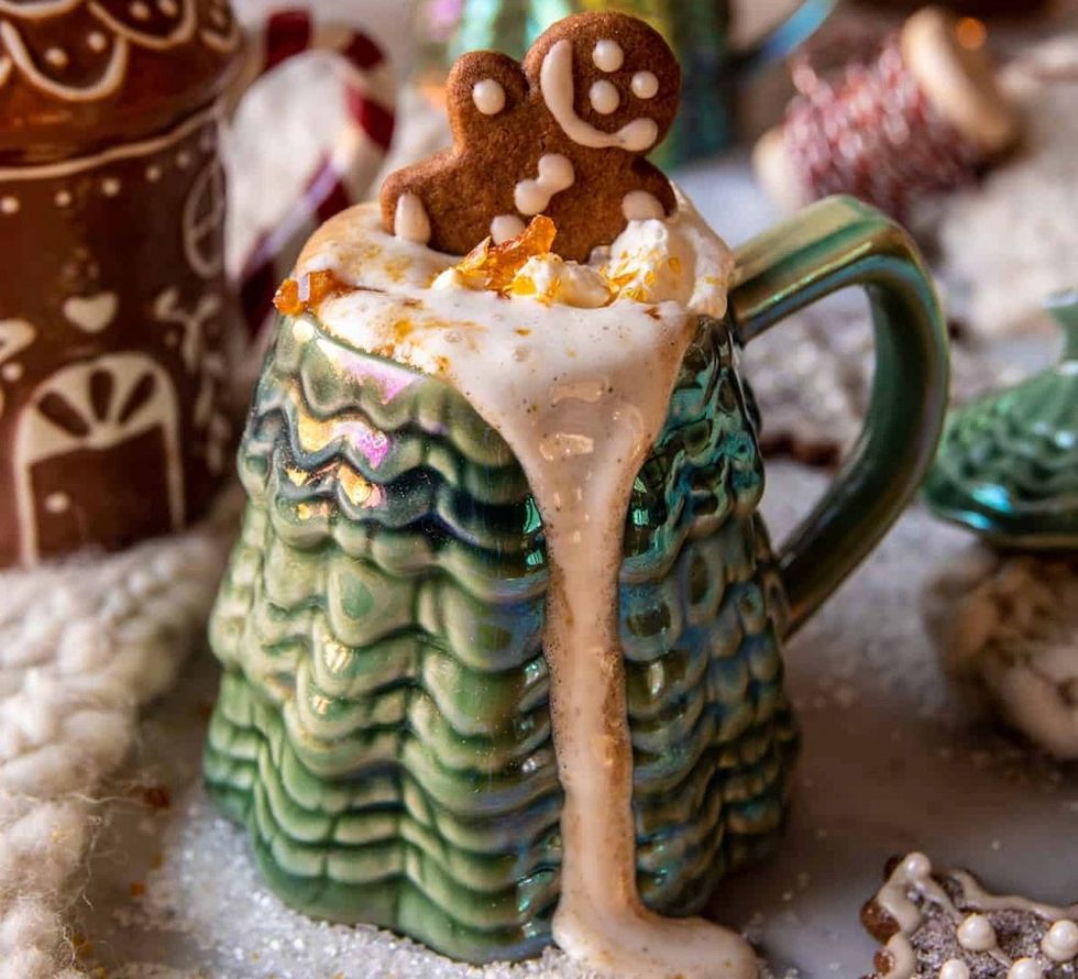 Gingerbread Chai Br\u00fbl\u00e9e Latte