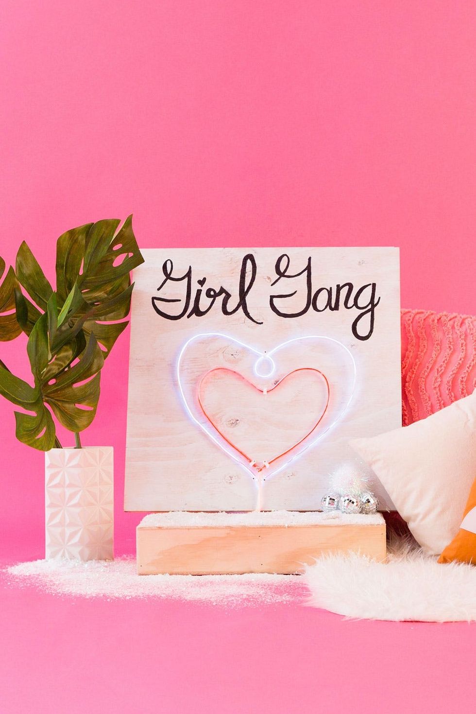 girl_gang_neon_sign_12