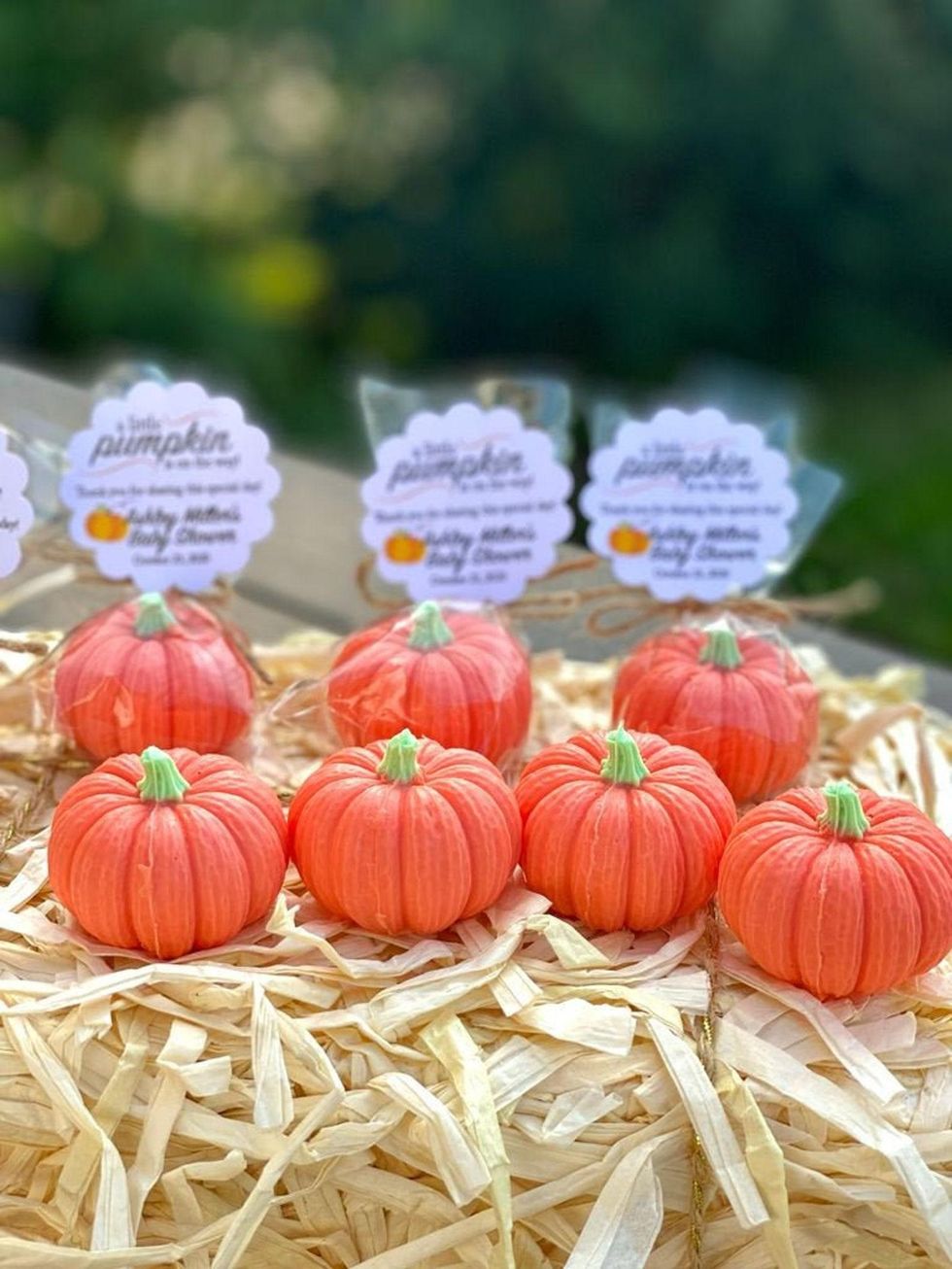 GloryParty Pumpkin Baby Shower Favors