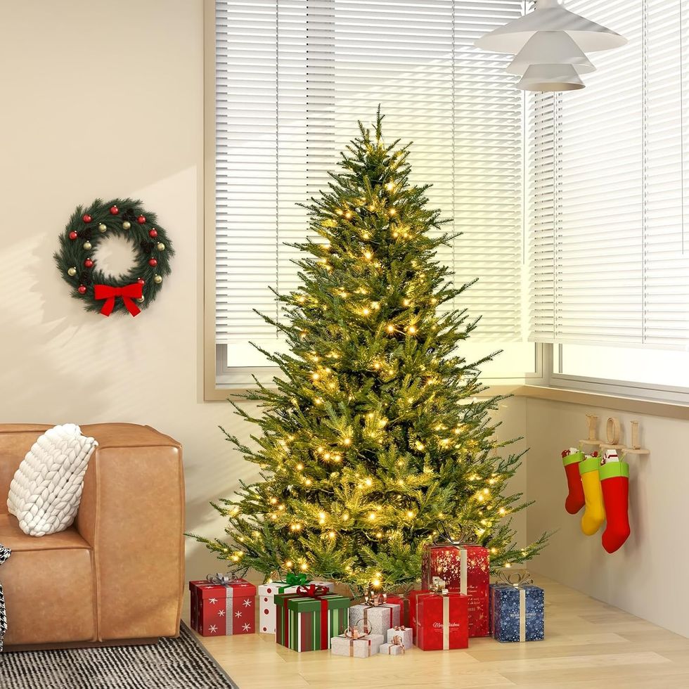 Goplus 6-Foot Pre-Lit Artificial Christmas Tree