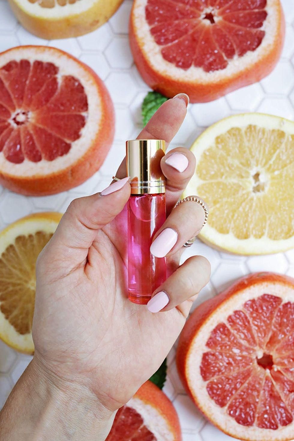 Grapefruit and Peppermint Perfume DIY