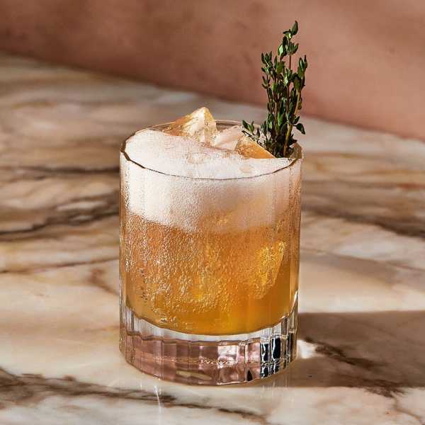 Grapefruit Thyme Fizz recipe