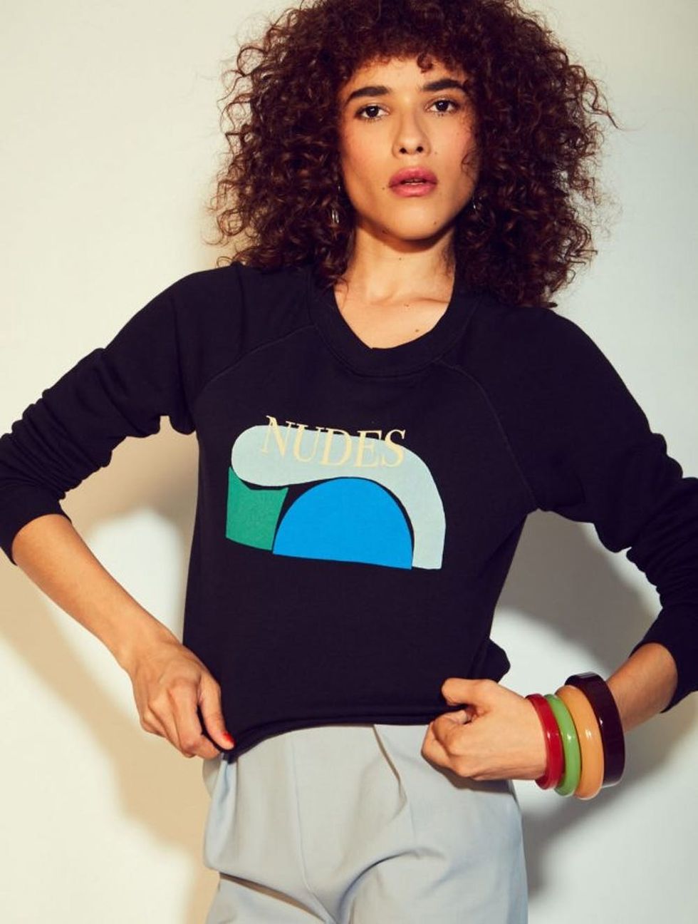 graphic-sweatshirt