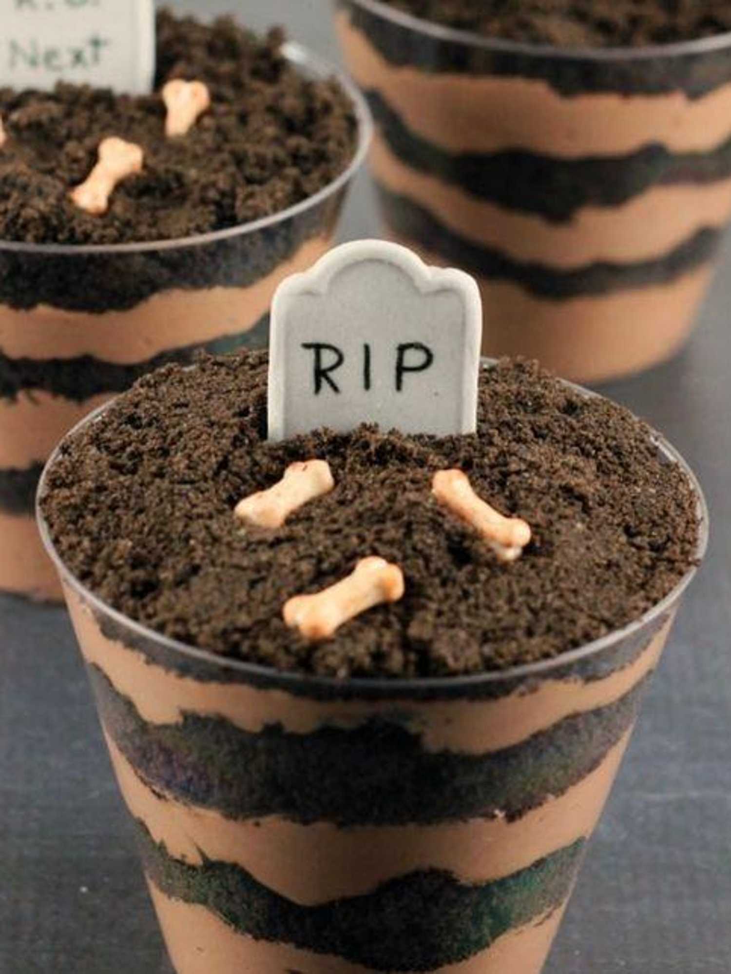 graveyard cake cups