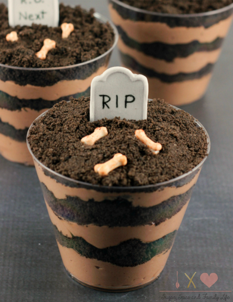 Graveyard Dirt Cups
